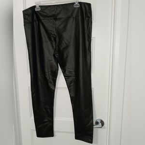 Trendsetter Black Faux Leather Pants Size XL Bikercore Comfy 19"×39"